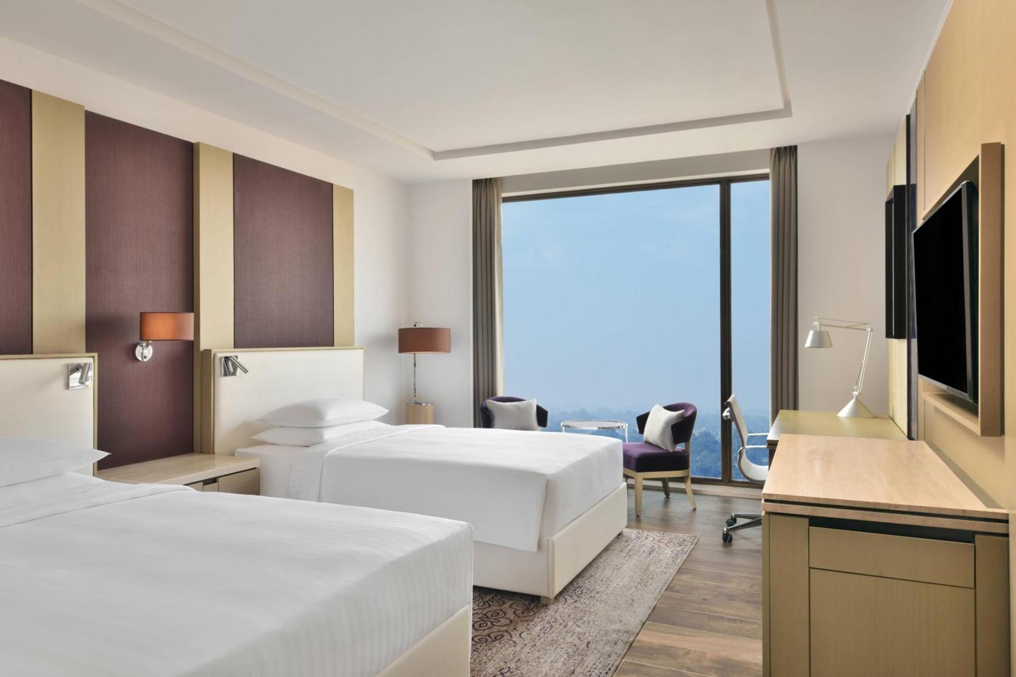 Hotel Courtyard By Marriott Shiliguri Exterior foto