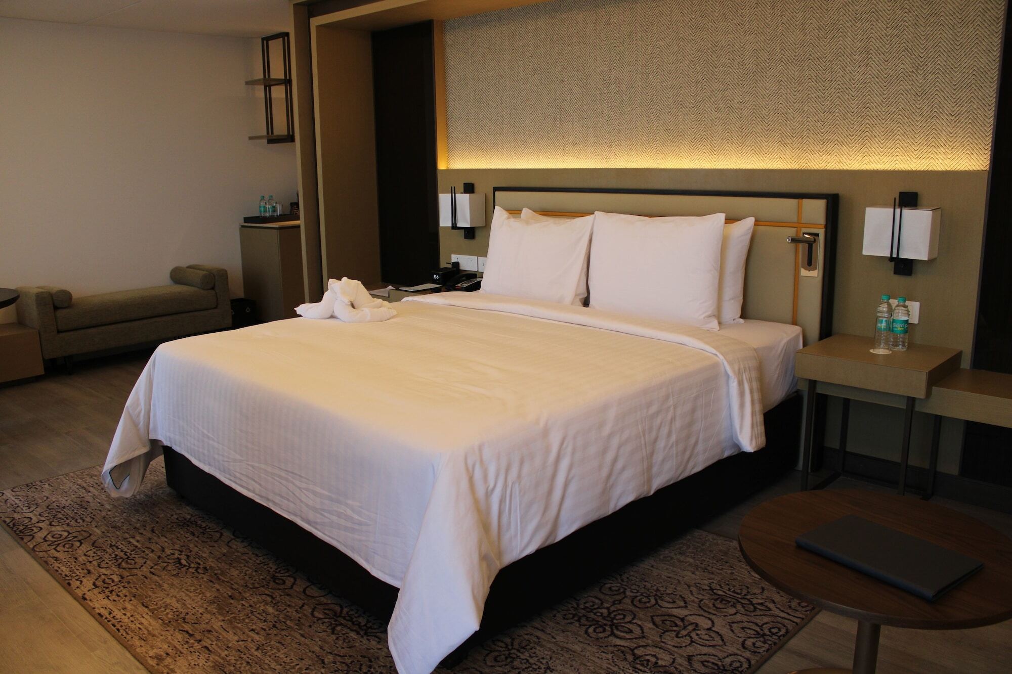 Hotel Courtyard By Marriott Shiliguri Exterior foto
